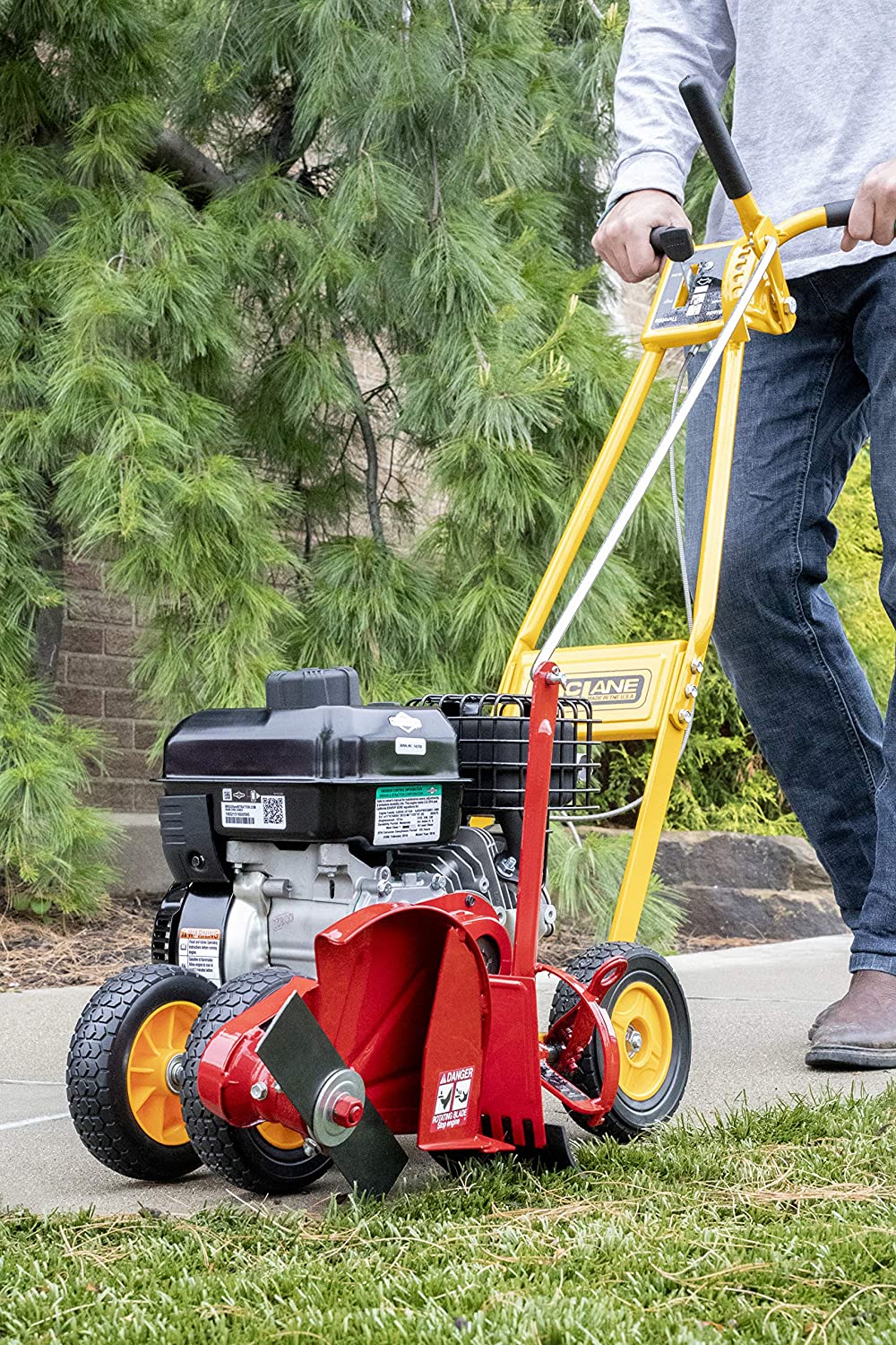 2026 101-5.5GT-7Gas Powered Lawn Edger, 5.50 Gross Torque/3.5 HP B&S Engine 7′′ Wheels