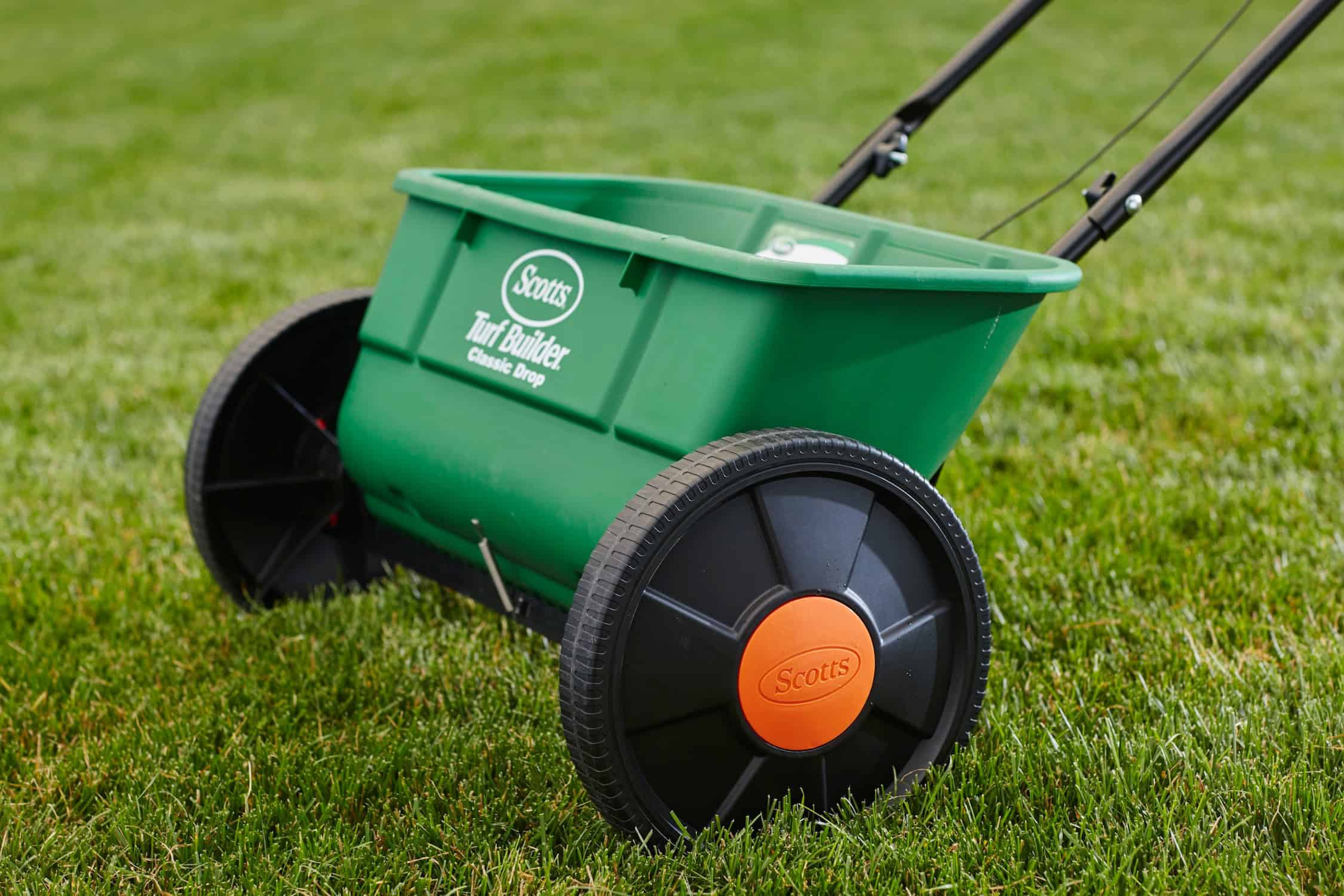 2026 32-lb Turf Builder Classic Drop Fertilizer Spreader